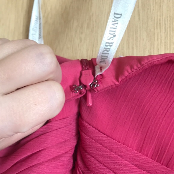 David’s bridal strapless crinkle chiffon dress - Picture 4 of 8